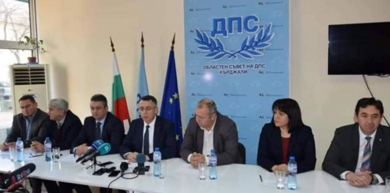 Кметове искат среща с премиера